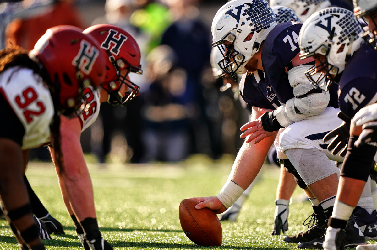College football line up scrimmage